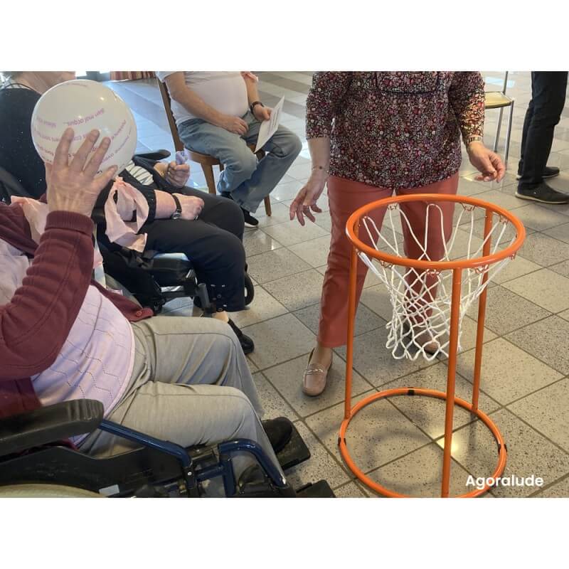 Un panier adapté aux personnes en fauteuil roulant