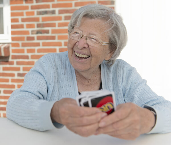 Quel jeu de dobble pour les personnes âgées seniors ? Test & Avis