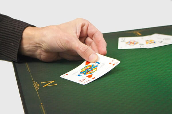 les tapis pour jeux de cartes