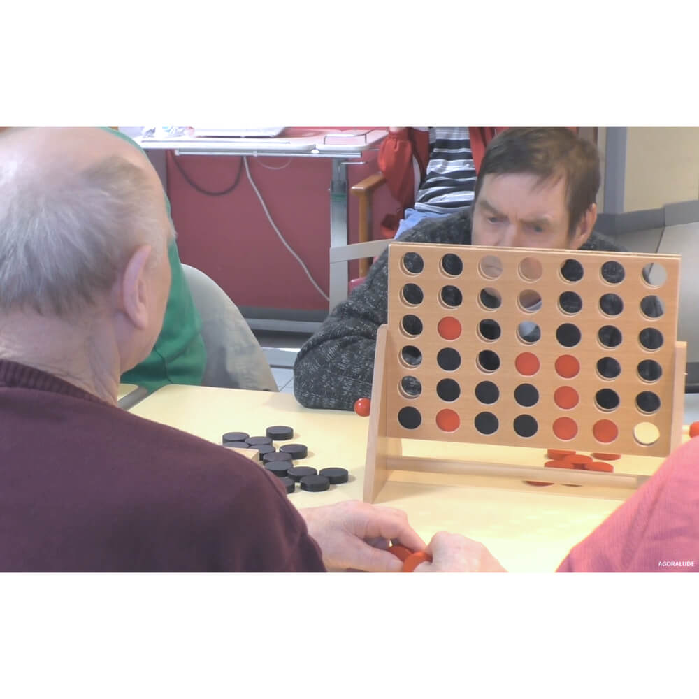 Puissance 4 géant - Jeu de Bois à Lyon - Jeux adultes et adolescents